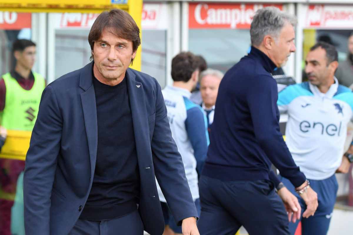 Conte a bordo campo
