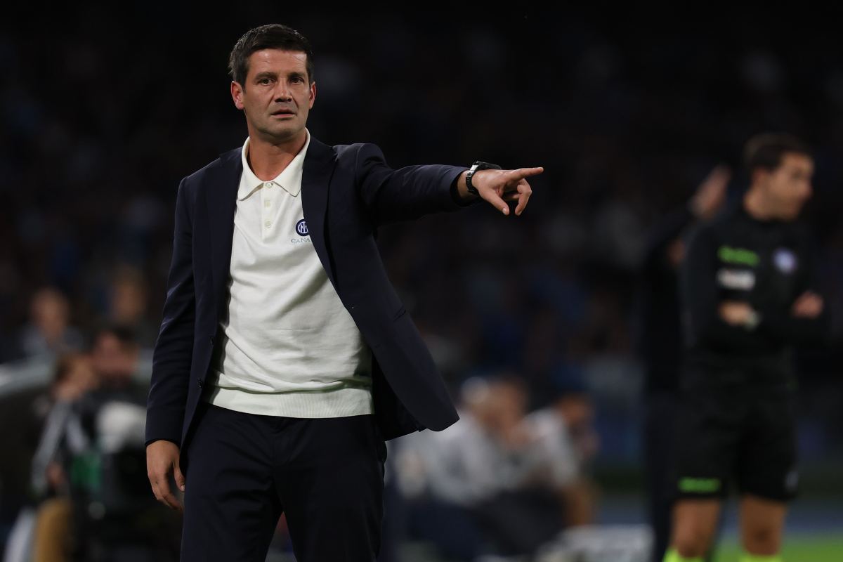 Il tecnico dell'Inter Cristian Chivu durante Napoli-Inter (LaPresse) - FiorentinaUno.com