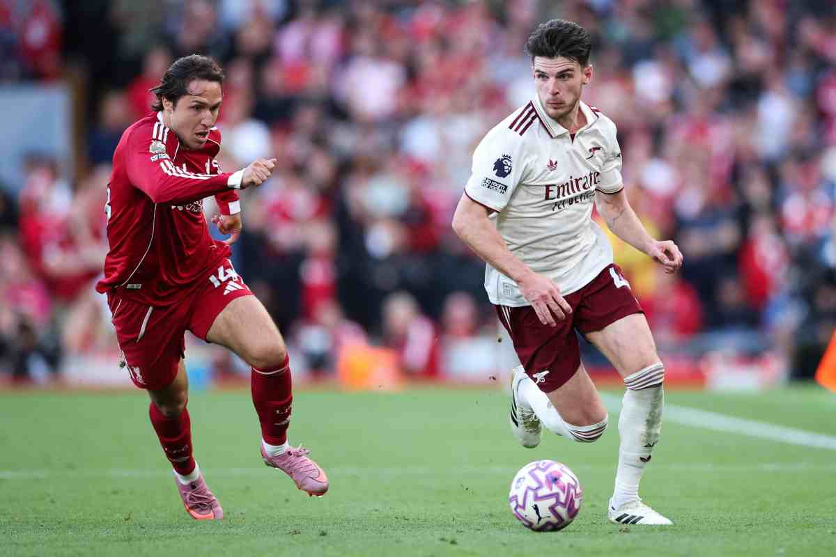 Chiesa con la maglia del Liverpool