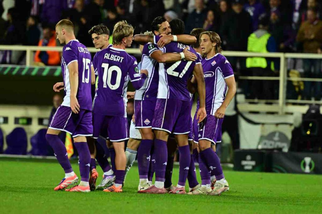 I giocatori della Fiorentina esultano