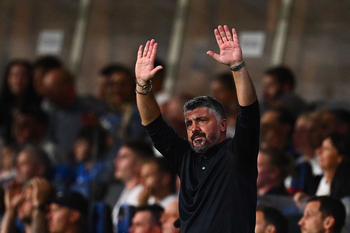 Gattuso che saluta in panchina