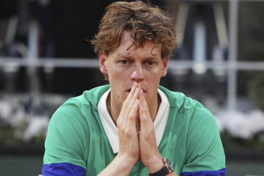 Jannik Sinner in lacrime