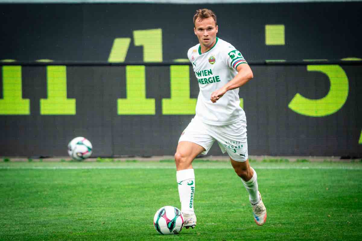 Matthias Seidl in campo con il Rapid Vienna (SK Rapid | Widner) - FiorentinaUno.com