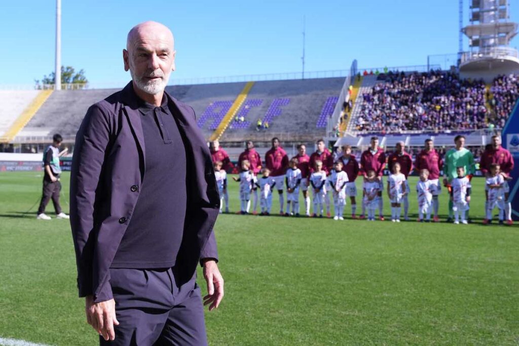 Stefano Pioli a bordocampo allo stadio Franchi (LaPresse) - FiorentinaUno.com