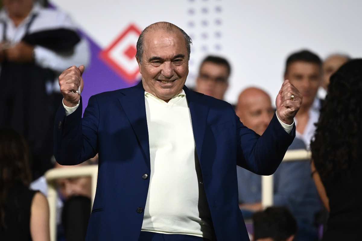 Rocco Commisso esulta sugli spalti del Franchi (LaPresse) - FiorentinaUno.com