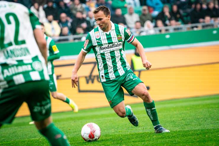 Matthias Seidl in campo con la maglia del Rapid Vienna (SK Rapid | Widner) - FiorentinaUno.com