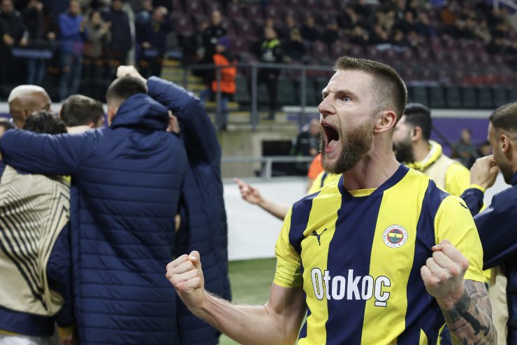 Il centrale del Fenerbahce Milan Skriniar