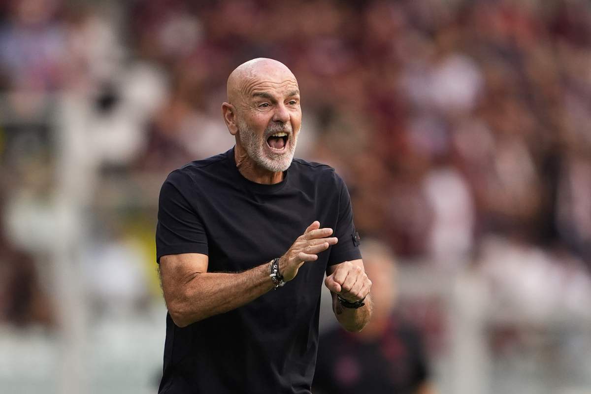 Stefano Pioli urla da bordo campo