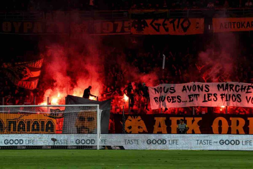 Tifosi AEK (ANSA) - FiorentinaUno.com