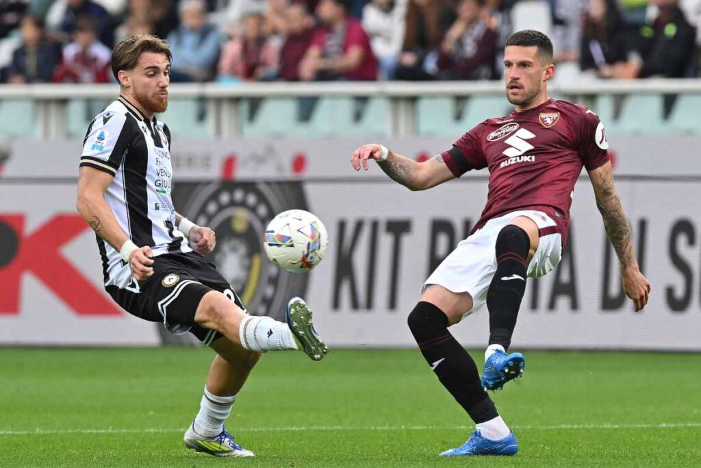 Biraghi con la maglia del Torino