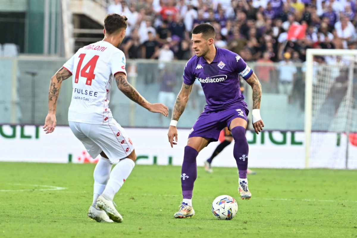 Biraghi con la maglia della Fiorentina
