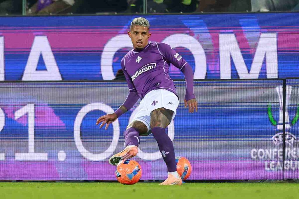 Dodò in campo durante Fiorentina-Juventus (OneFootball) - FiorentinaUno.com