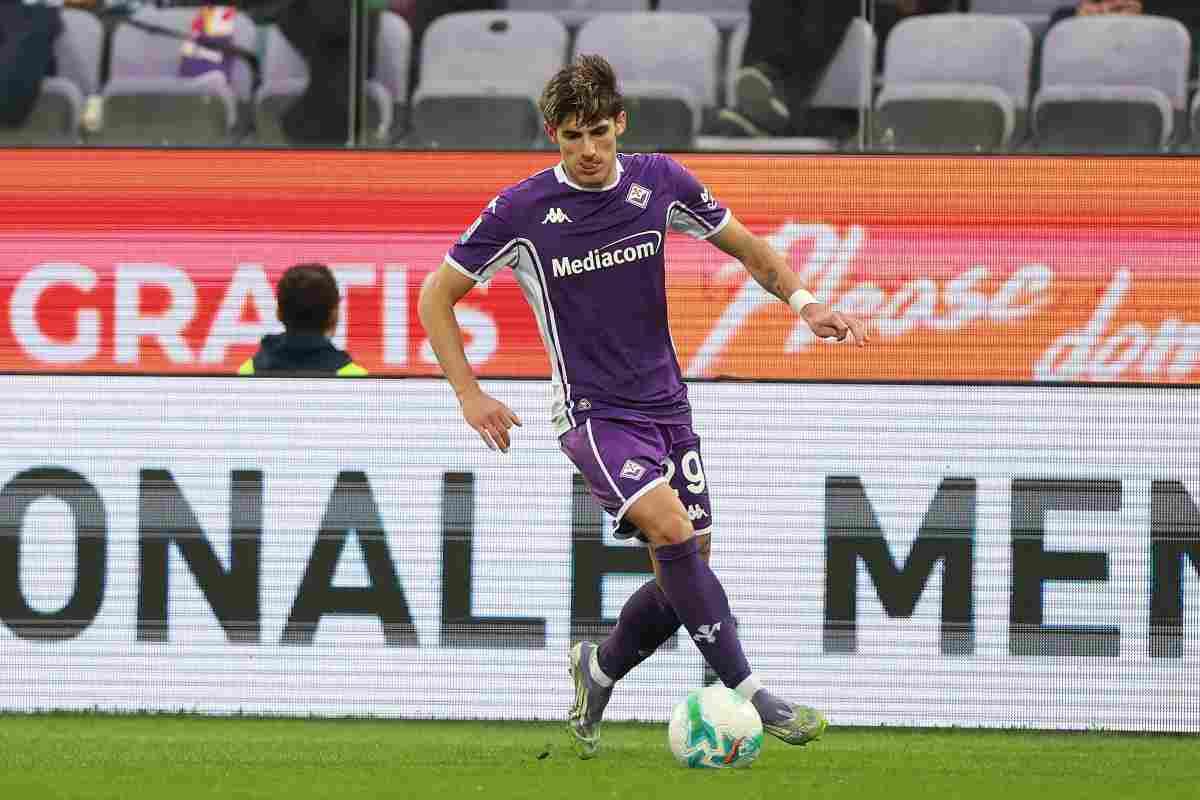 Nicolò Fortini in campo durante Fiorentina-Lecce (OneFootball) - FiorentinaUno.com