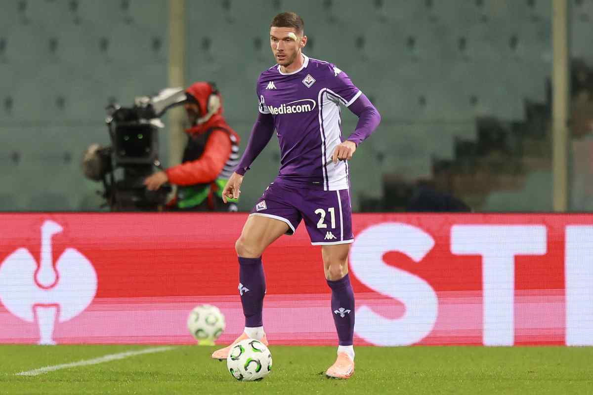 Robin Gosens in campo con la Fiorentina (OneFootball) - FiorentinaUno.com 