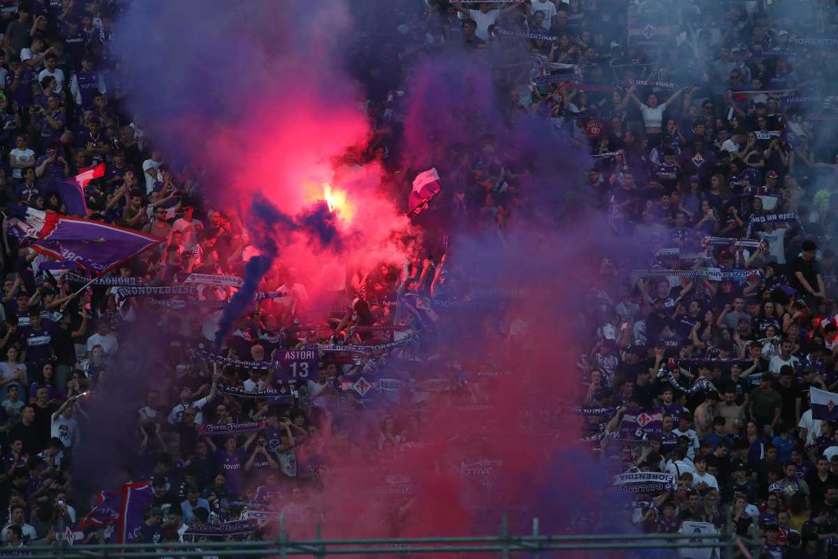 jene-stephaniuk-lkmGeyLItrw-unsplash-ls Tifosi Fiorentina protesta