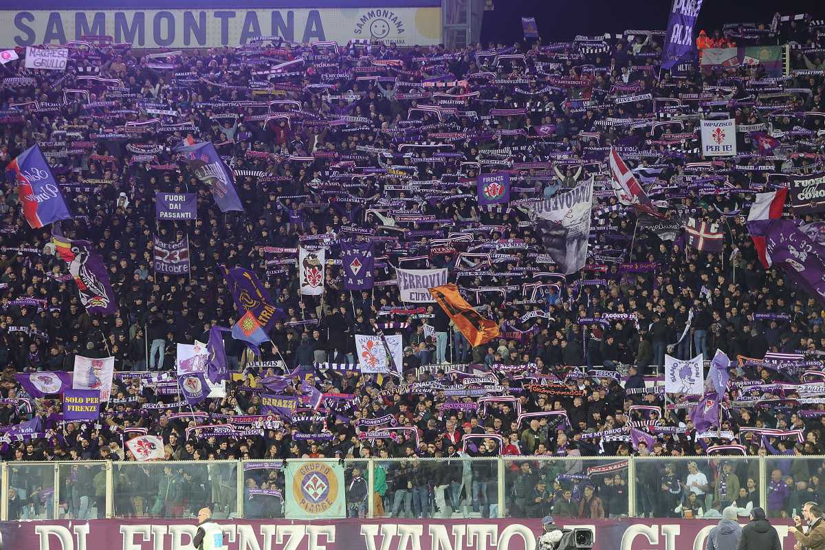 Tifosi della Fiorentina al Franchi per la gara contro il Bologna di Serie A (OneFootball) - FiorentinaUno.com