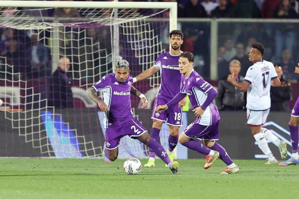 Dodo con la maglia della Fiorentina