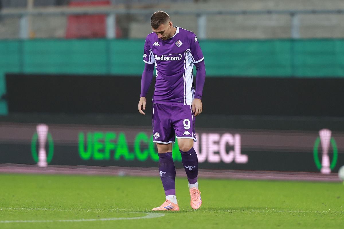L'attaccante della Fiorentina Edin Dzeko (OneFootball) - FiorentinaUno.com