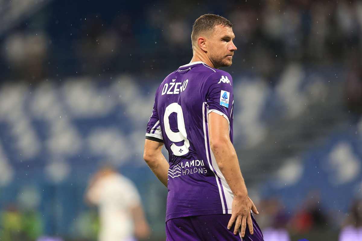 L'attaccante della Fiorentina Edin Dzeko (OneFootball) - FiorentinaUno.com