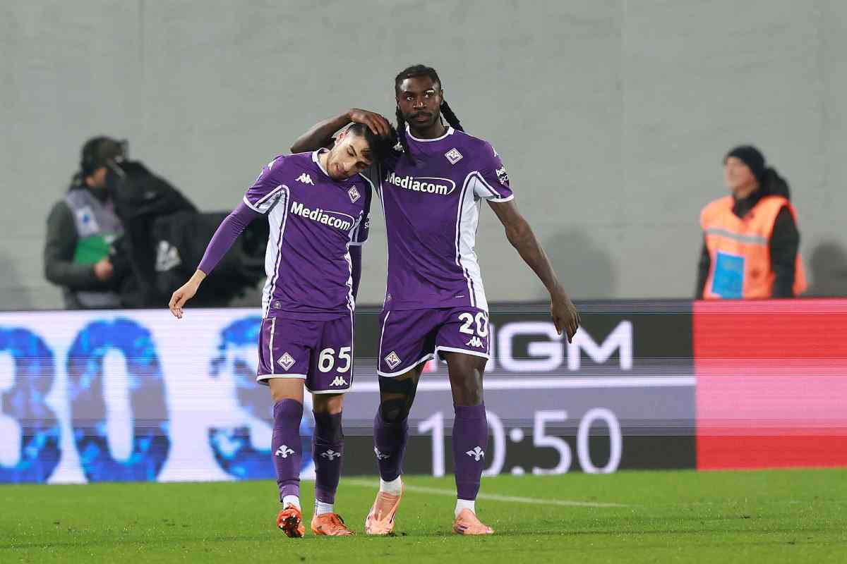 Fabiano Parisi e Moise Kean in campo durante Fiorentina-Udinese (OneFootball) - FiorentinaUno.com 