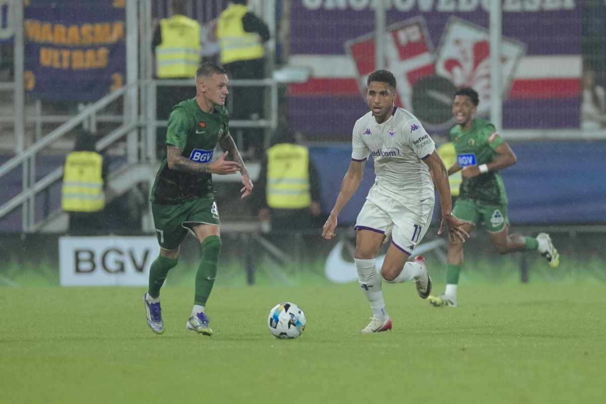Sabiri con la maglia della Fiorentina