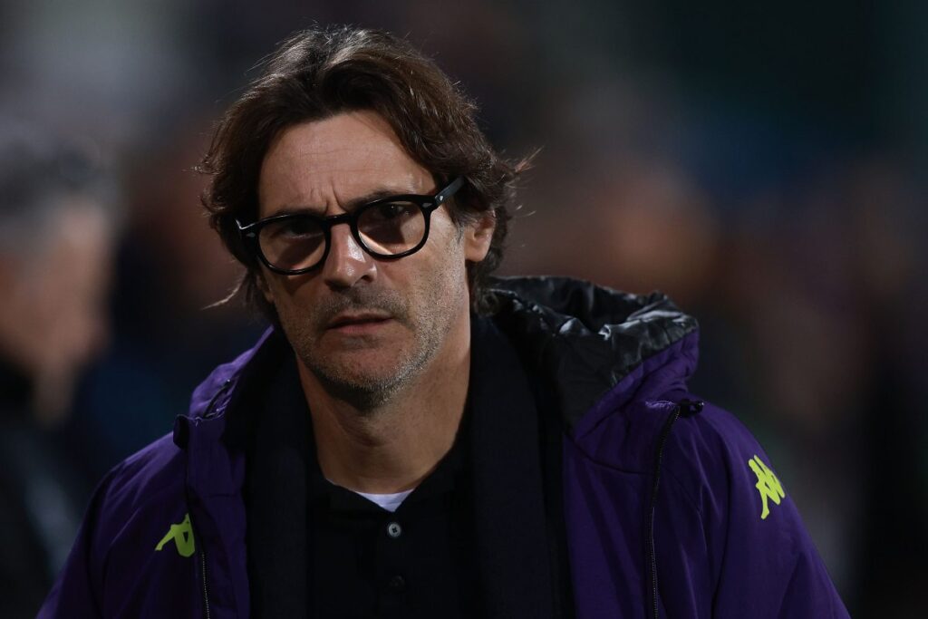 Il tecnico della Fiorentina Paolo Vanoli (OneFootball) - FiorentinaUno.com