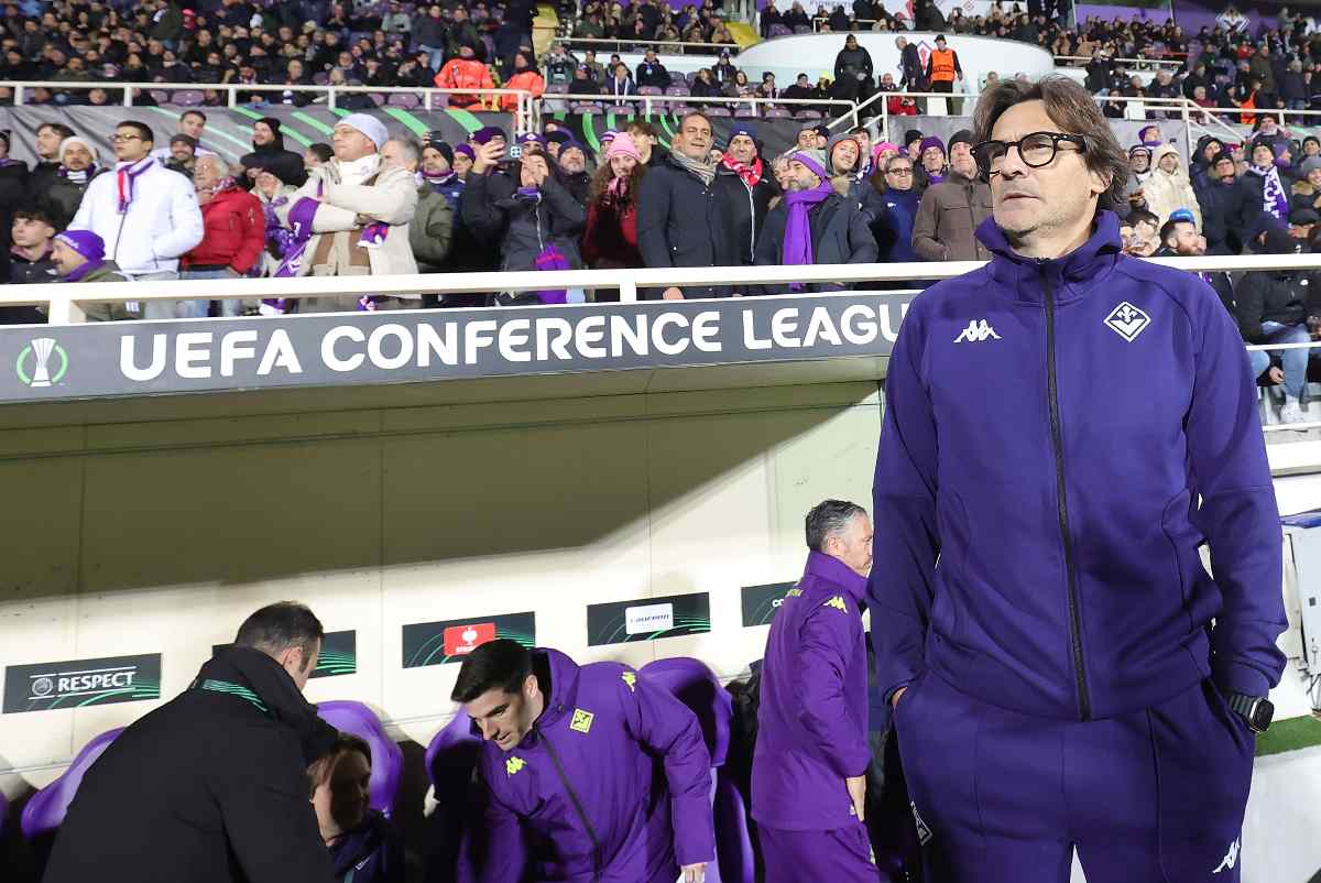 vanoli in tuta viola