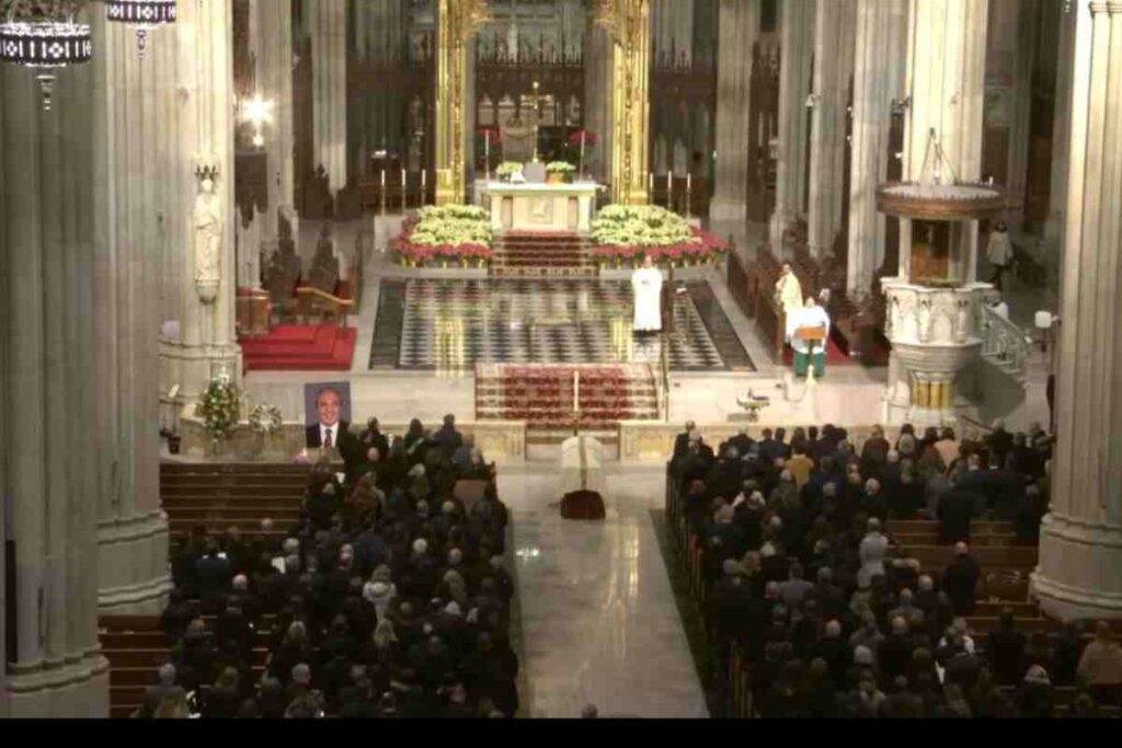 Funerale Commisso(foto FiorentinaUno.com)