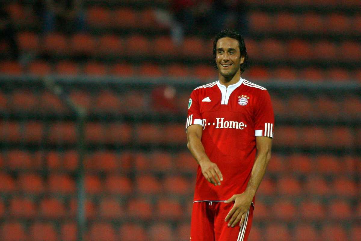 Luca Toni con la maglia del Bayern Monaco (OneFootball) - FiorentinaUno.com 