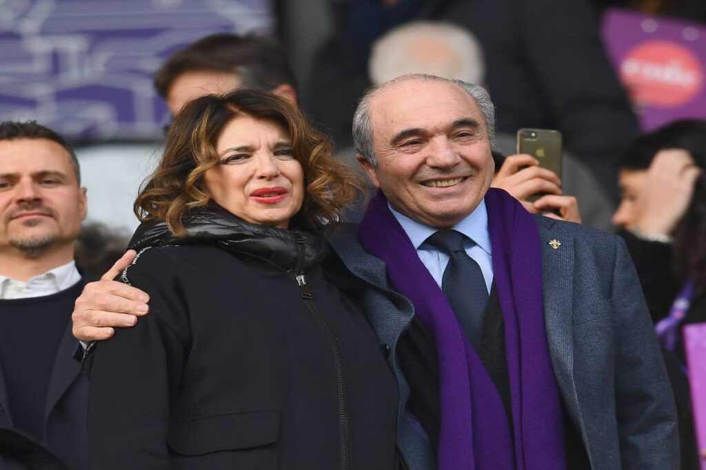 Il presidente Rocco Commisso assieme alla moglie Catherine (OneFootball) - FiorentinaUno.com