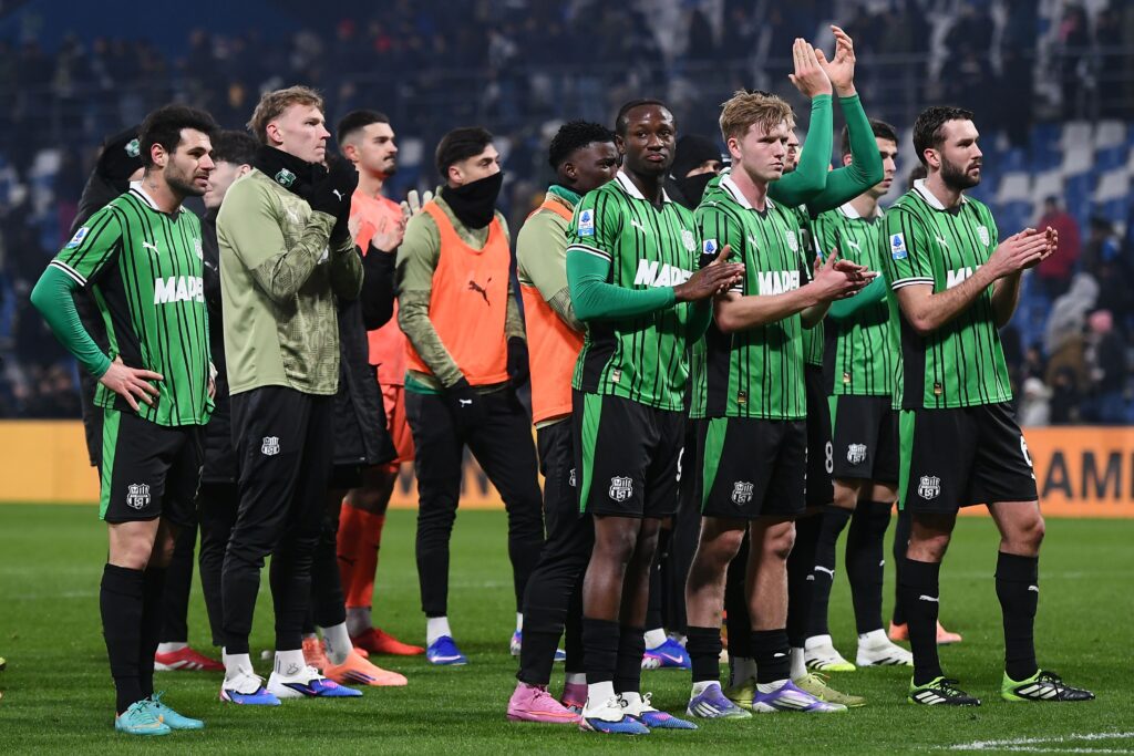 I giocatori del Sassuolo sul terreno del Mapei Stadium (OneFootball) - FiorentinaUno.com