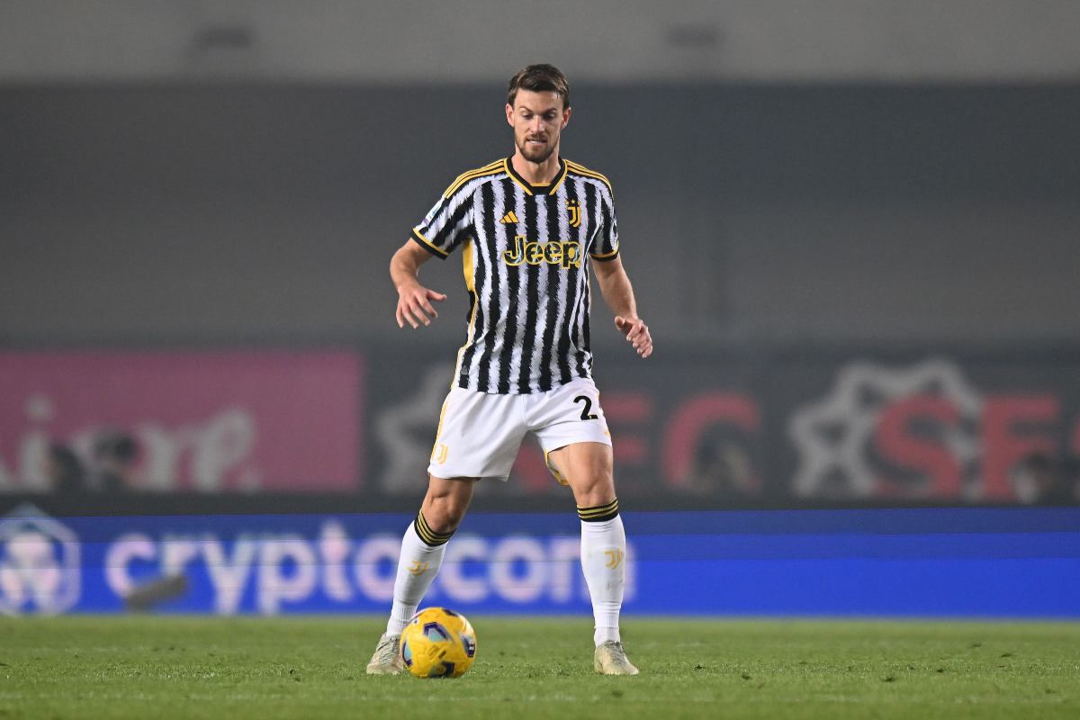 Daniele Rugani in campo con la maglia della Juventus (OneFootball) - FiorentinaUno.com