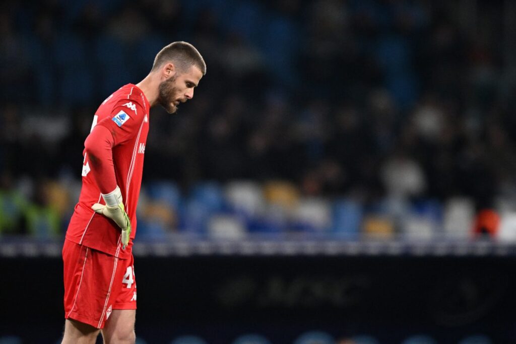 David De Gea in campo durante Napoli-Fiorentina in Serie A (OneFootball) - FiorentinaUno.com
