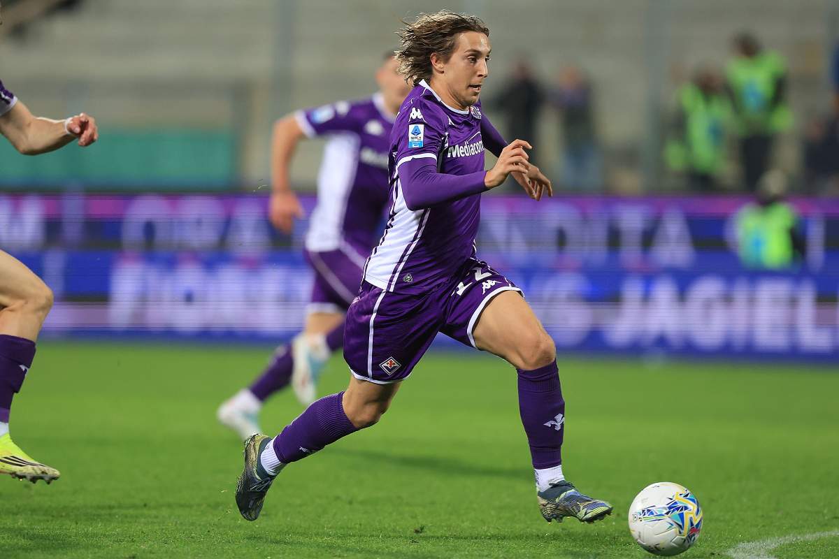 Jacopo Fazzini in campo con la maglia della Fiorentina (OneFootball) - FiorentinaUno.com