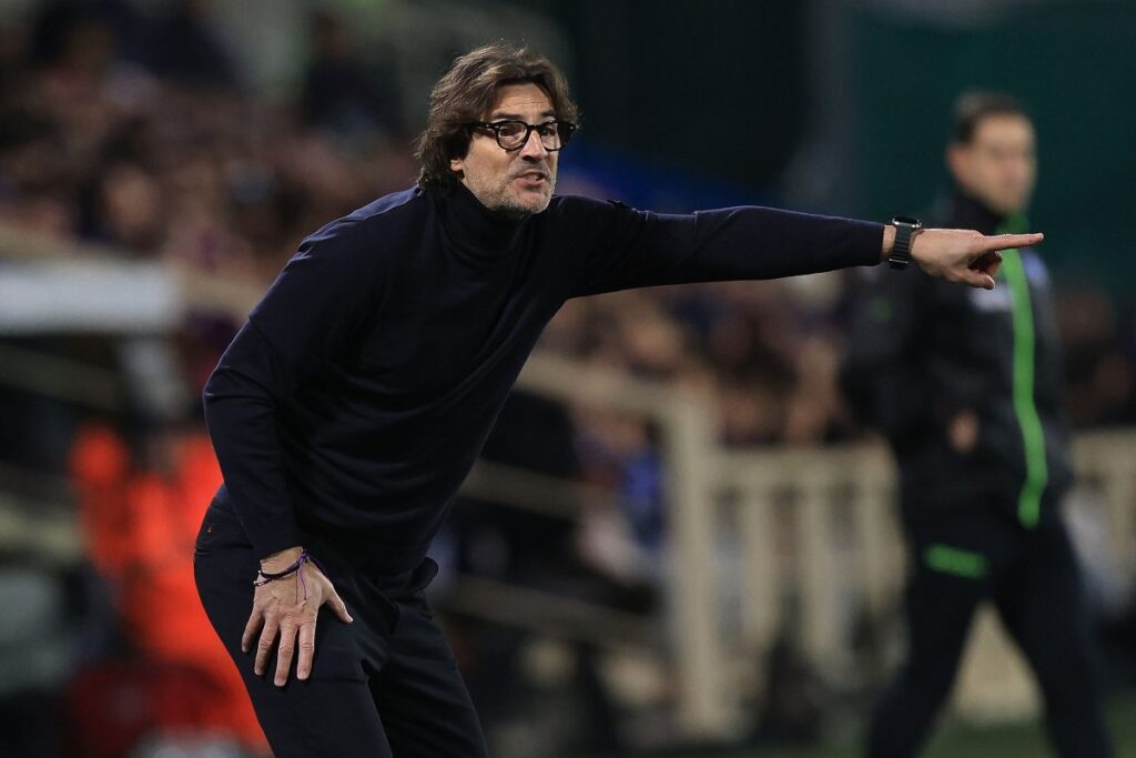 Il tecnico della Fiorentina Paolo Vanoli (OneFootball) - FiorentinaUno.com