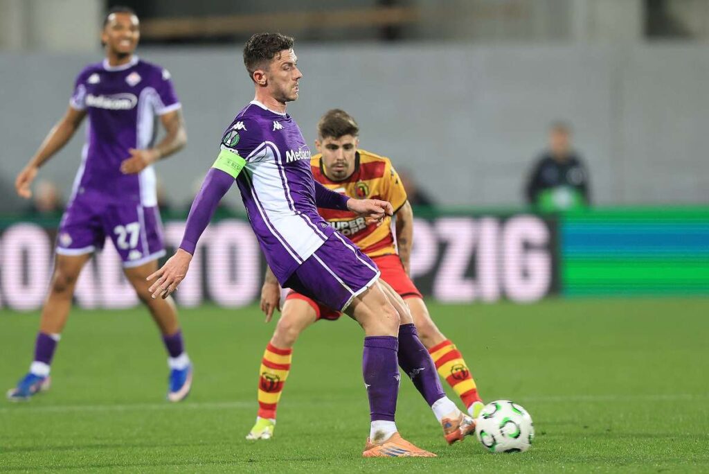 Gosens in possesso palla