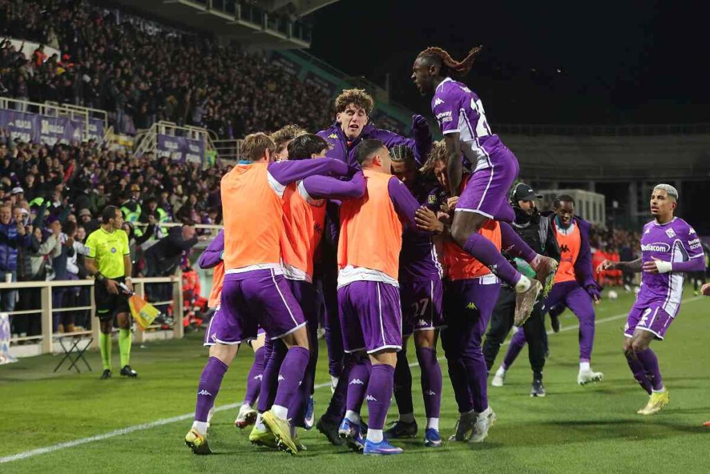 giovatoti fioretnina cbe esultano