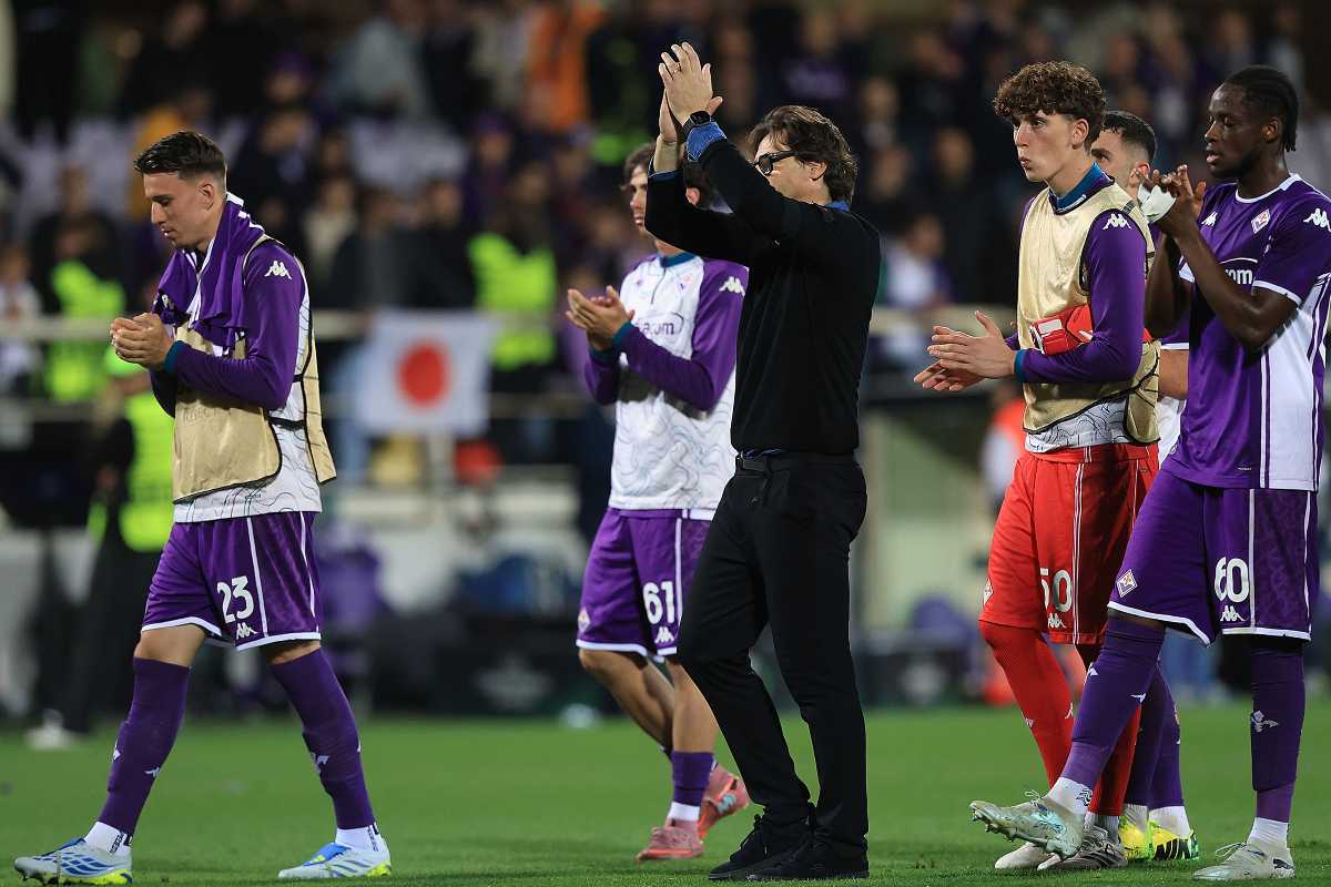 vanoli. e giocatori in camapo