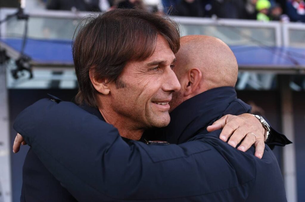 Conte abbraccia Italiano