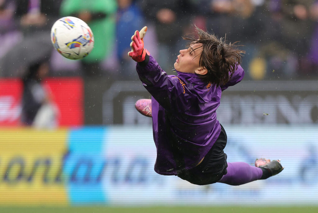 Tommaso Martinelli goalkeeper of ACF Fiorentina warm-up during the Serie A match between Fiorentina and Parma