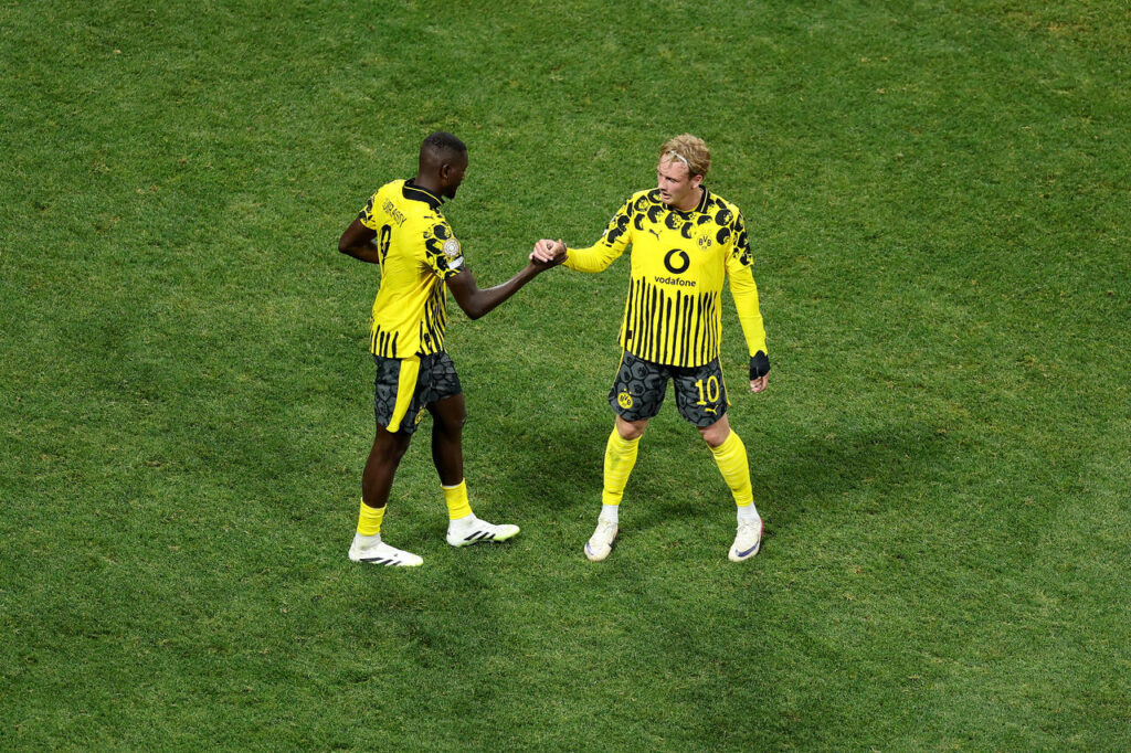 Serhou Guirassy e Julian Brandt